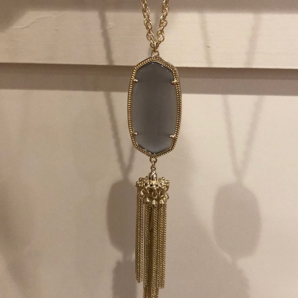Kendra Scott Rayne necklace - gold with gray - Picture 2 of 2